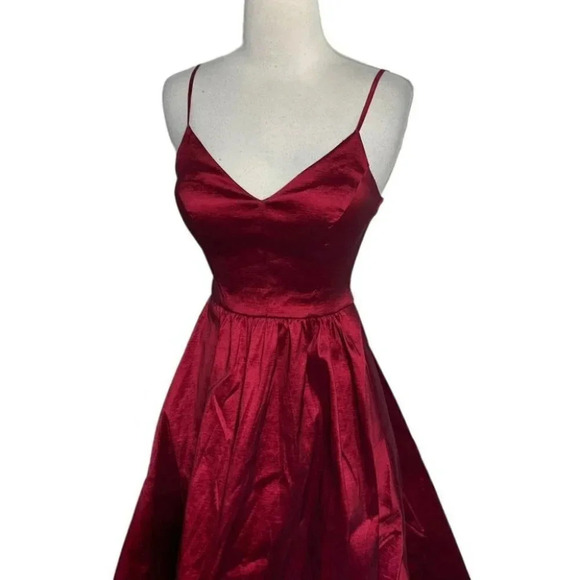 B. SMART‎ dress women’s size 3 sexy red spaghetti strap hi/low formal - Picture 6 of 9